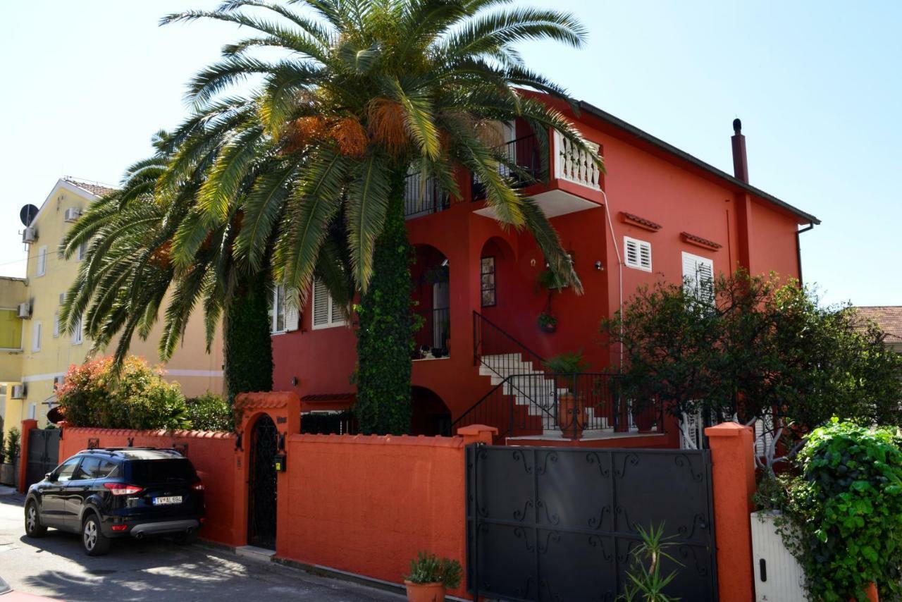 City House Apartments Tivat Exterior photo